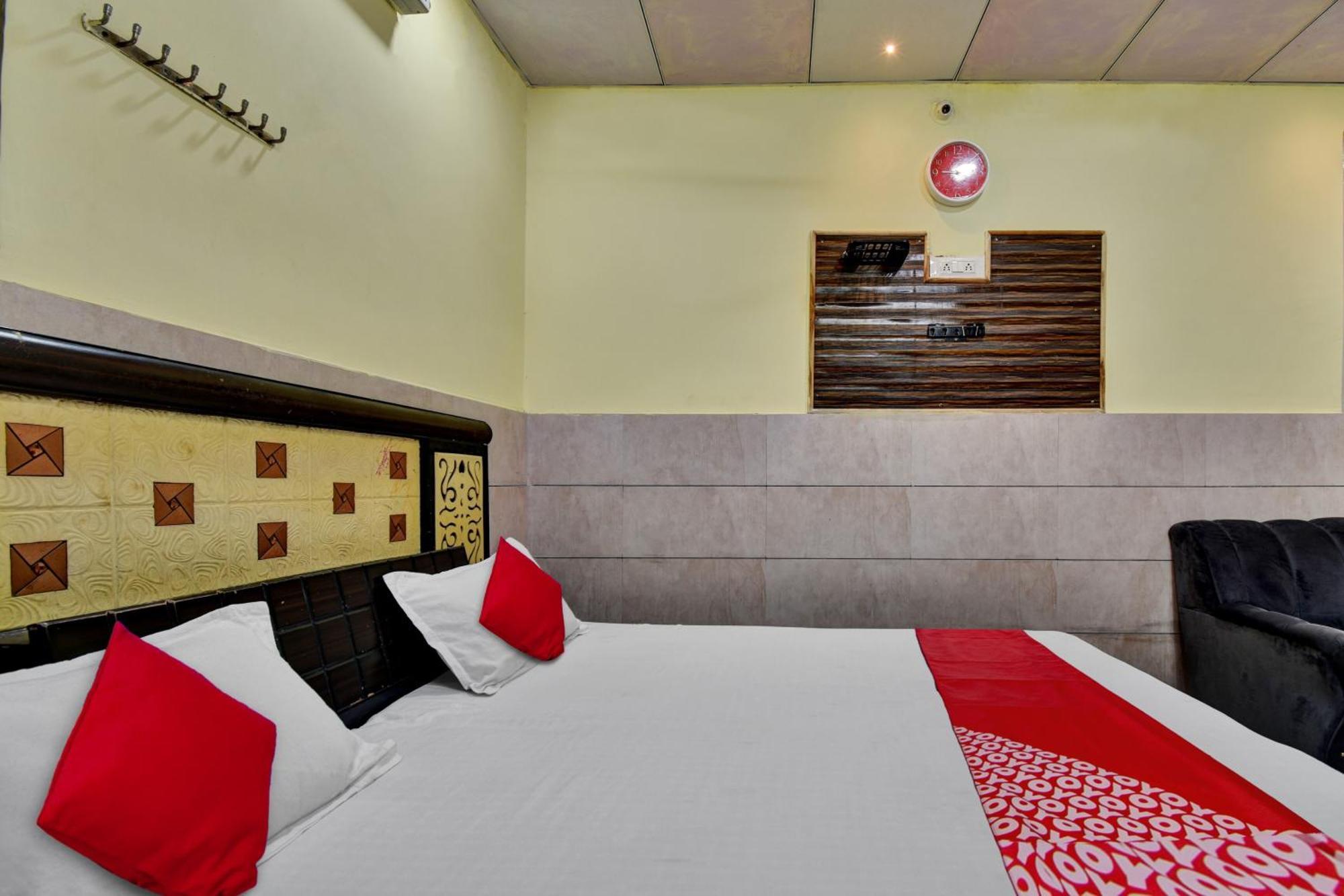 Oyo Flagship Apna Guest House Kota  Eksteriør billede